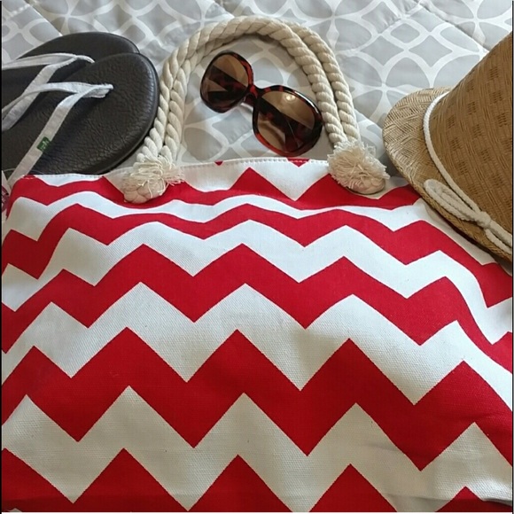 NEW! 2 left! Retro Beach Tote Canvas Bag Zip Top Closure Shopping Chevron Rope - Picture 2 of 6